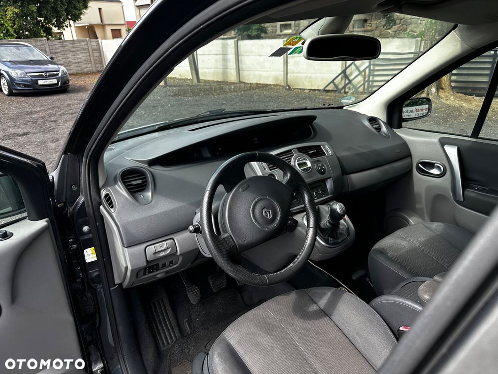 Renault Scenic - 13