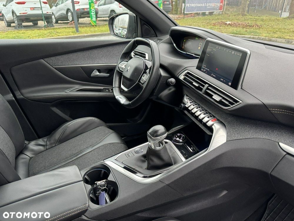 Peugeot 3008 2.0 HDi Premium - 36