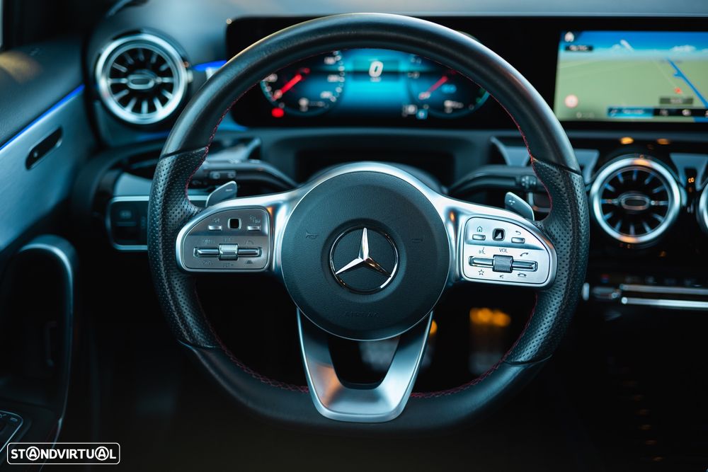 Mercedes-Benz A 250 e 8G-DCT AMG Line Advanced Plus - 24