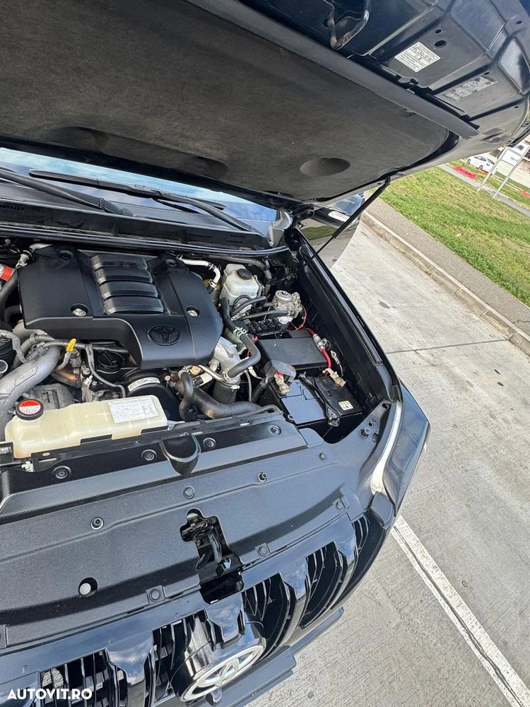 Toyota Land Cruiser 3.0l Turbo D-4D Aut. Luxury - 9