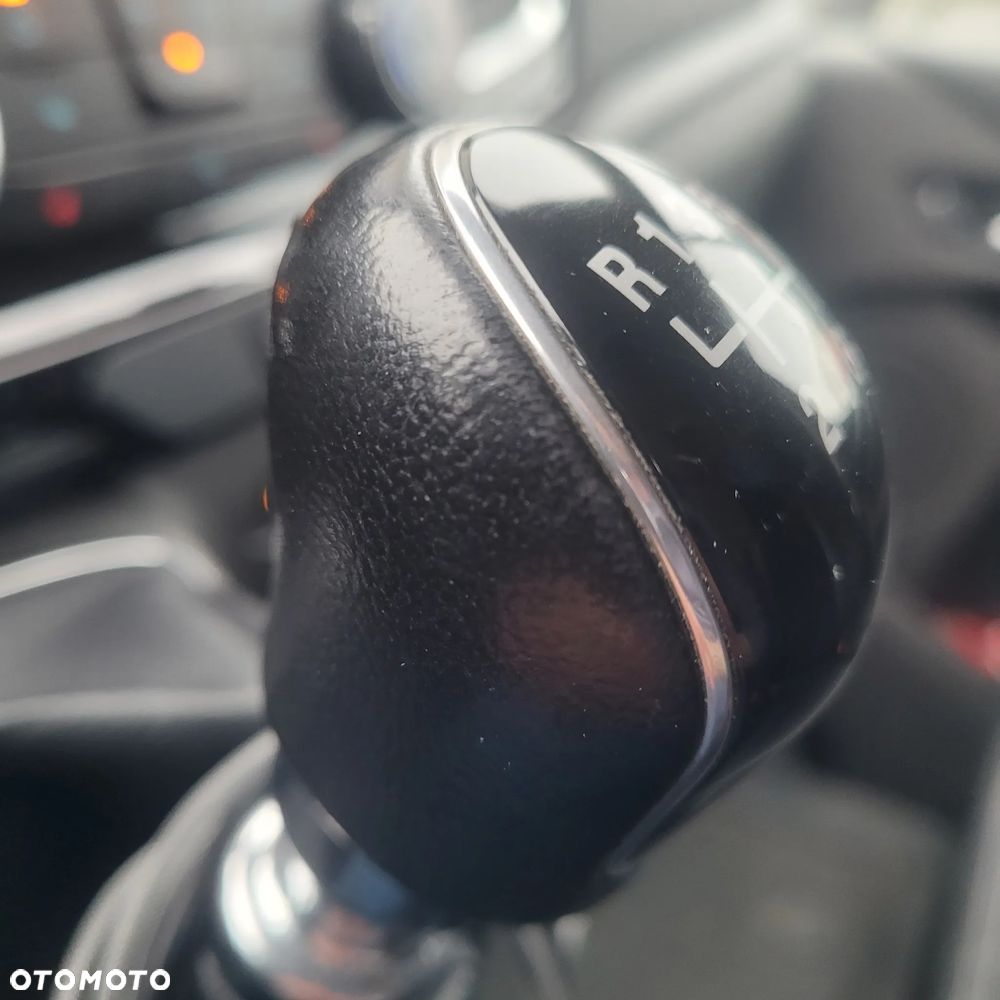 Ford TRANSIT CUSTOM - 7