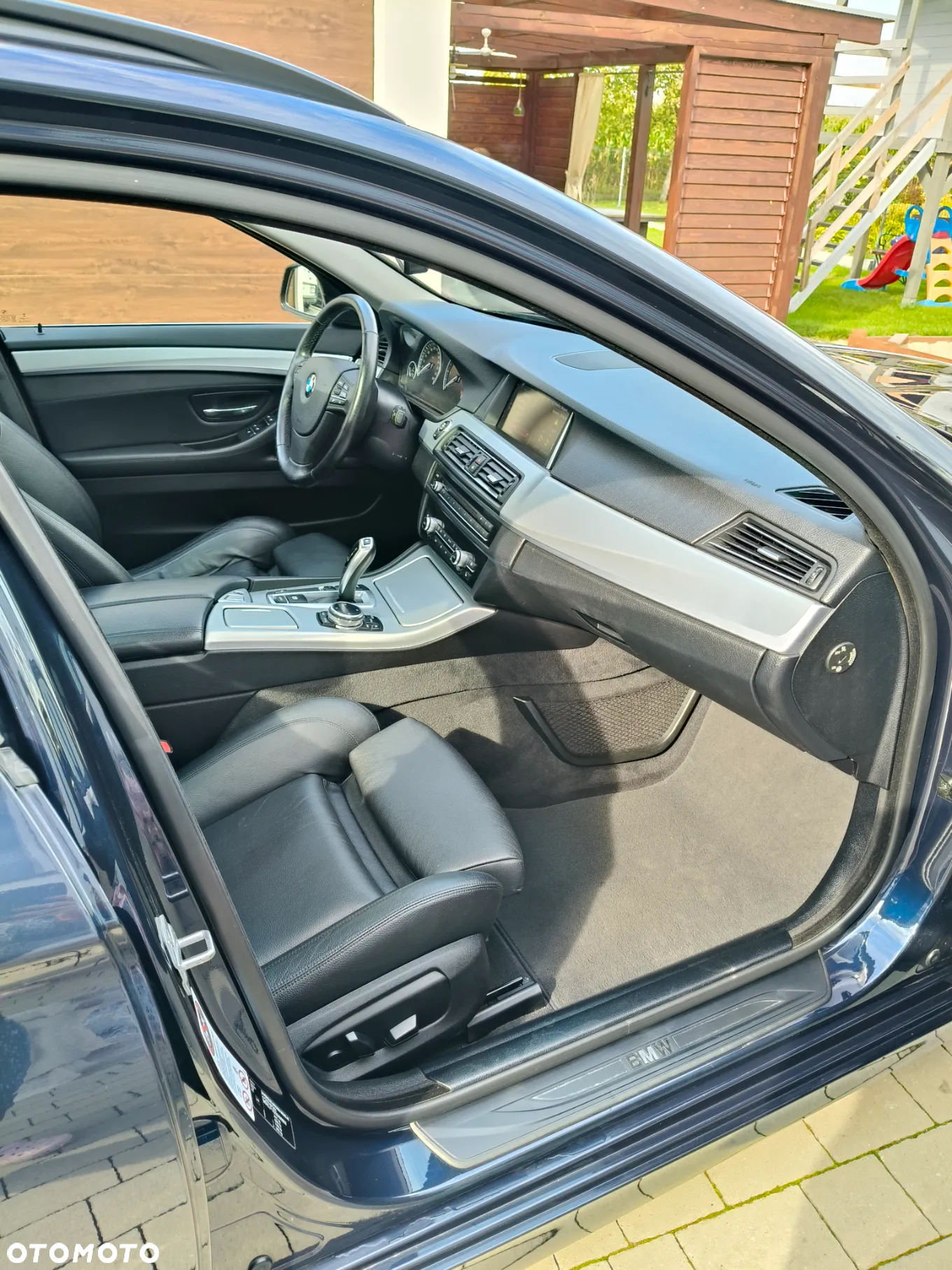BMW Seria 5 525d Touring - 4
