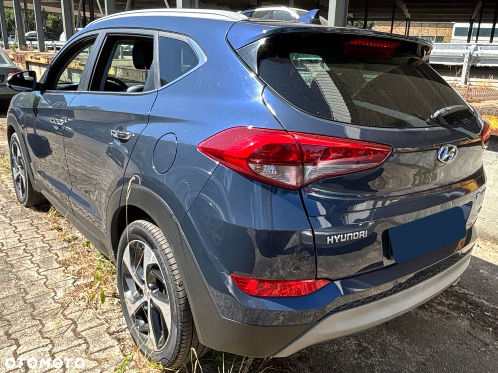 Hyundai Tucson - 32