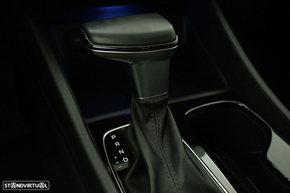 Hyundai Tucson 1.6 CRDi Vanguard DCT - 12