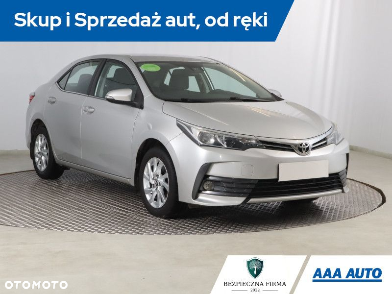 Toyota Corolla - 2
