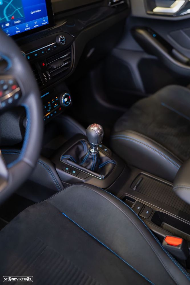 Ford Focus 2.3 EcoBoost S&S ST - 26