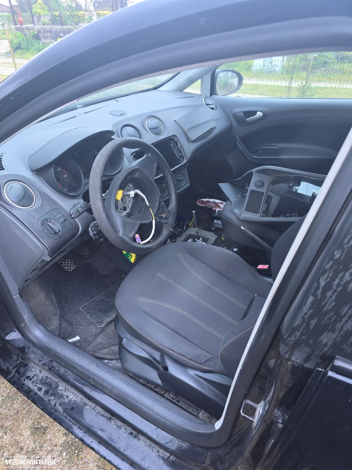 Seat Ibiza pra peças - 3