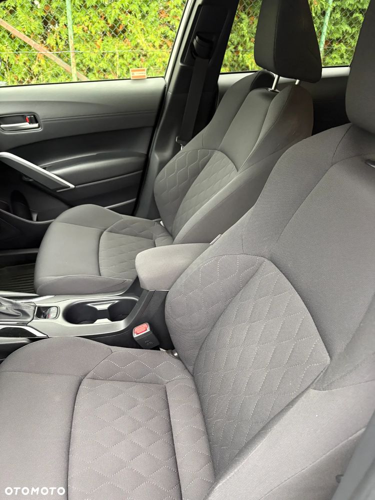 Toyota Corolla Cross - 5