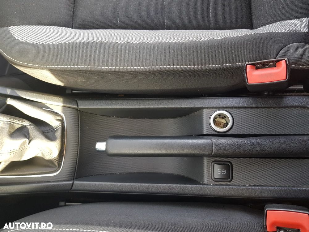 Skoda RAPID 1.6 TDI Ambition - 24