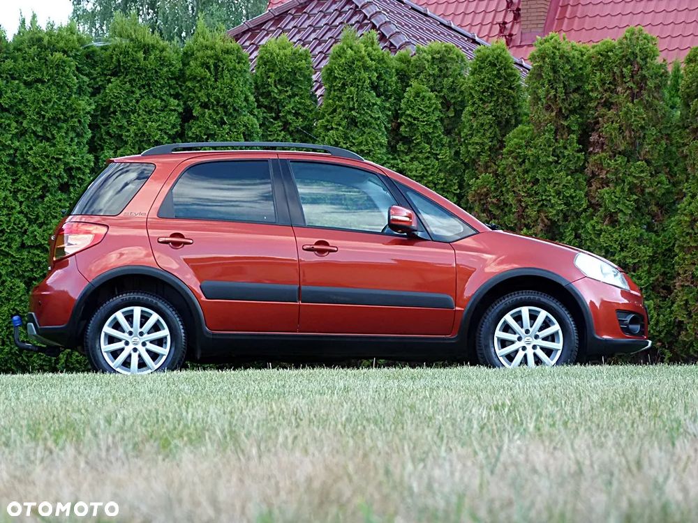 Suzuki SX4 1.6 VVT 4x4 Style - 5