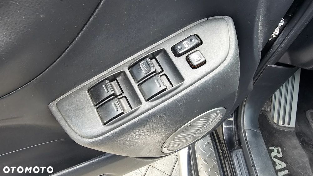 Toyota RAV4 2.0 VVT-i 4x4 - 16