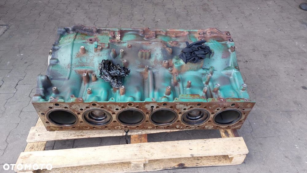 VOLVO FH5 SILNIK D13K K8 SŁUPEK I SAVE - 2