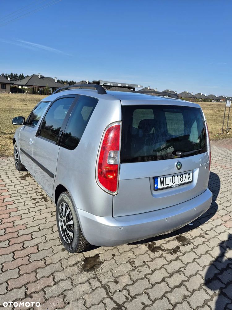 Skoda Roomster 2009 photo 3