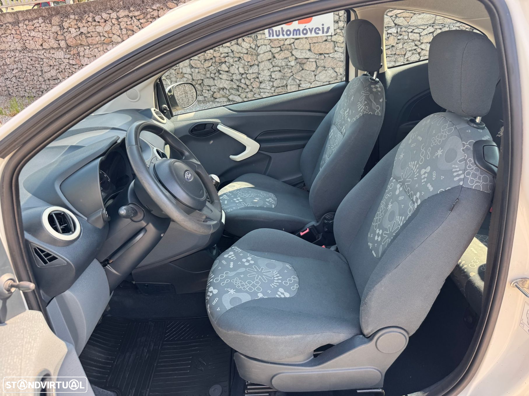 Ford KA 1.2 City - 8