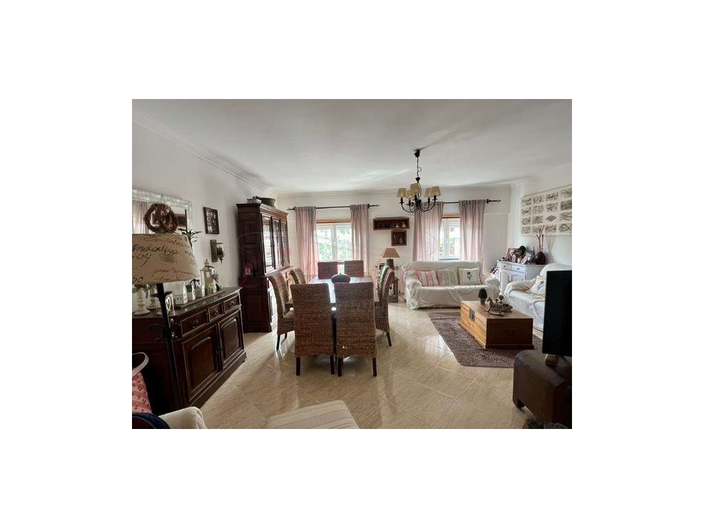 Magnífico Apartamento T3 com terraço no Centro de Loures - Grande imagem: 2/25