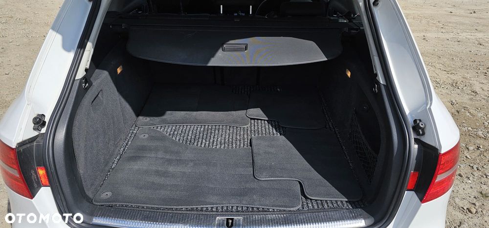 Audi A4 Allroad 2.0 TDI Quattro S tronic - 11