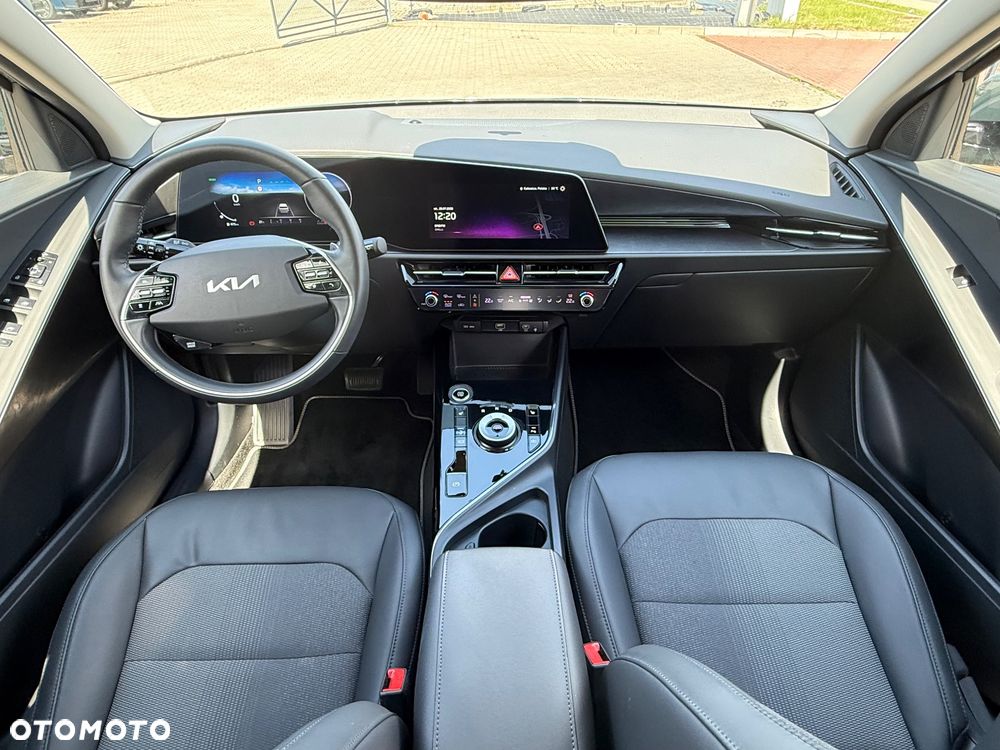 Kia Niro 1.6 GDI Hybrid Business Line - 30