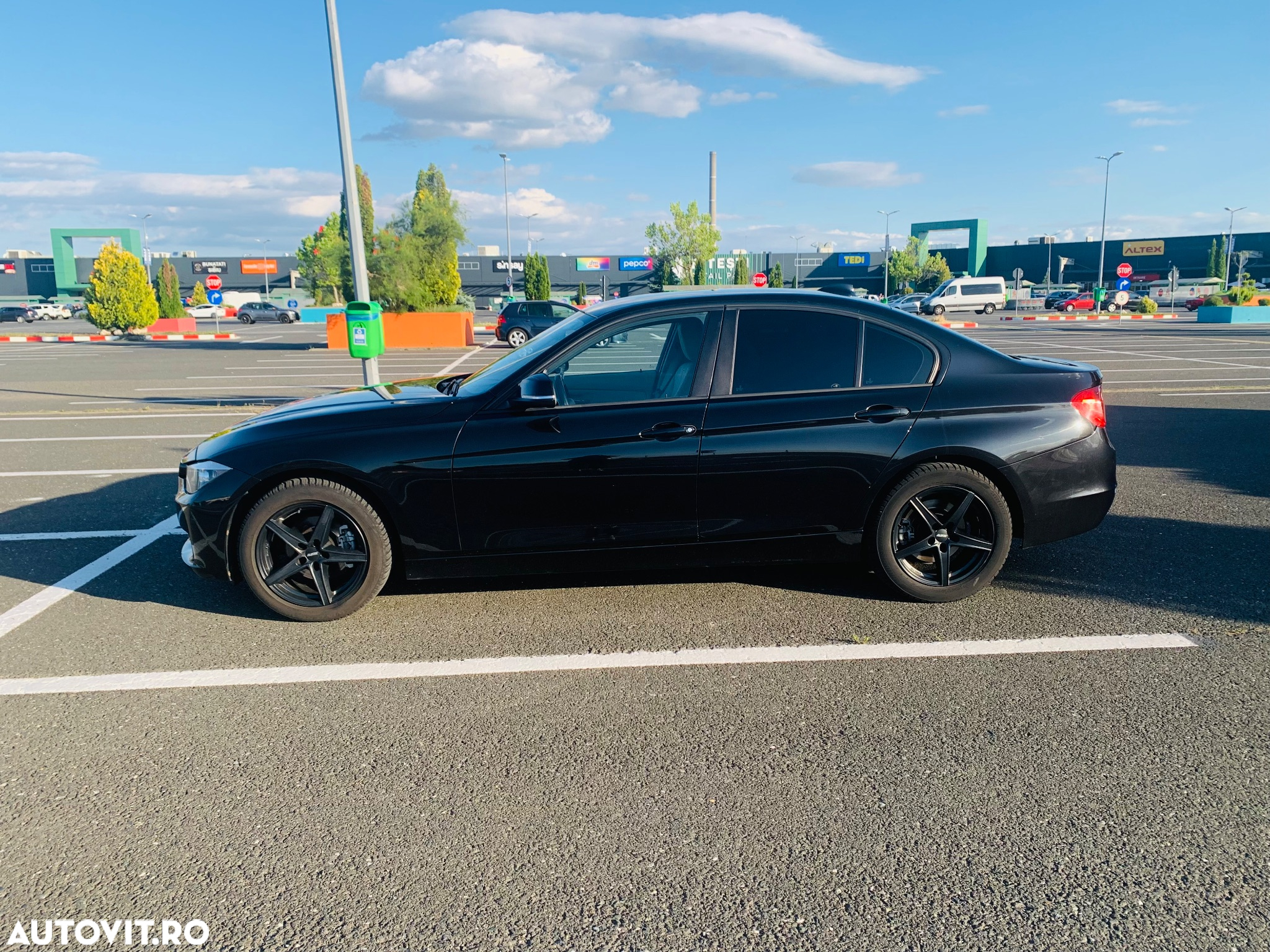 BMW Seria 3 320d DPF Touring Edition Fleet - 8