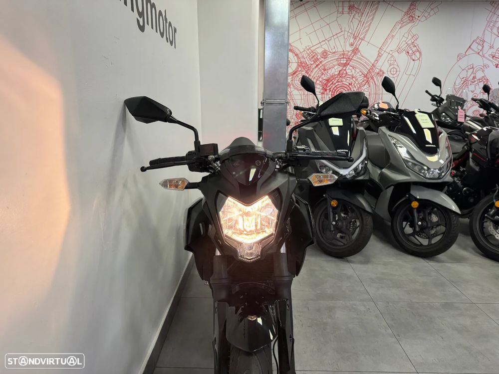 Kawasaki Z 250 SL - 4