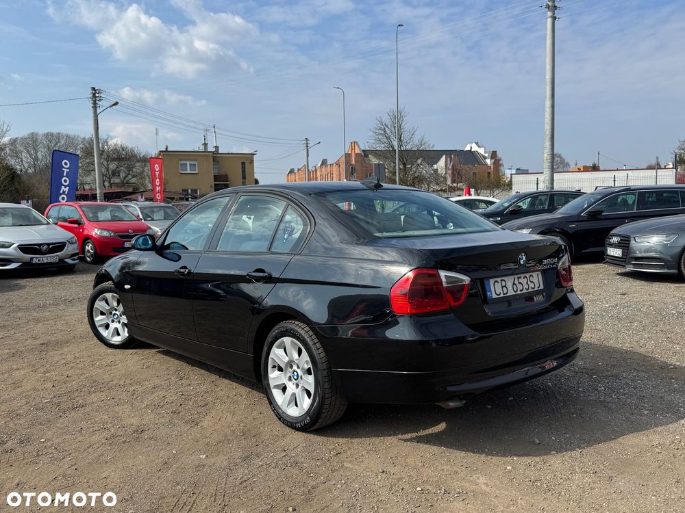 BMW Seria 3 320d DPF Edition Fleet Exclusive - 2