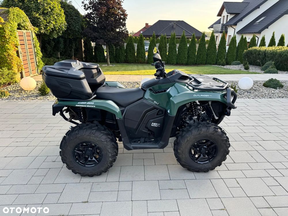 Can-Am Outlander - 2