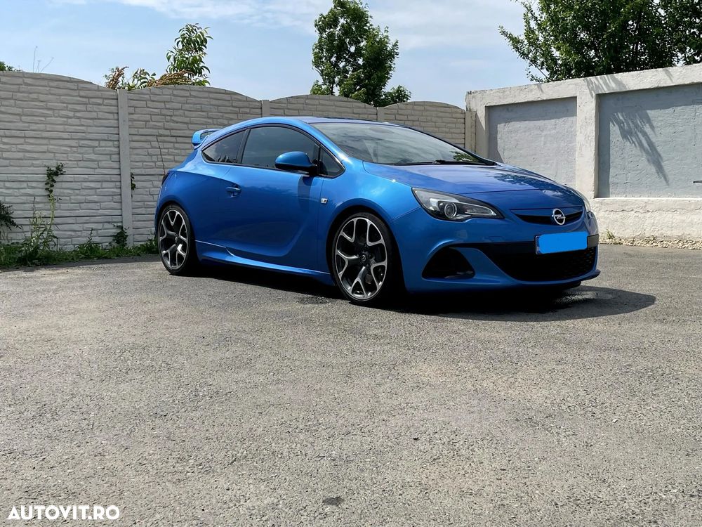 Opel Astra GTC 2.0 Turbo Ecotec Start/Stop OPC - 4