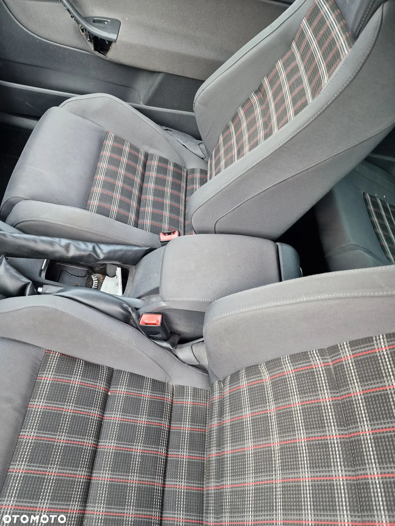 Komplet foteli vw golf V GTI - 1