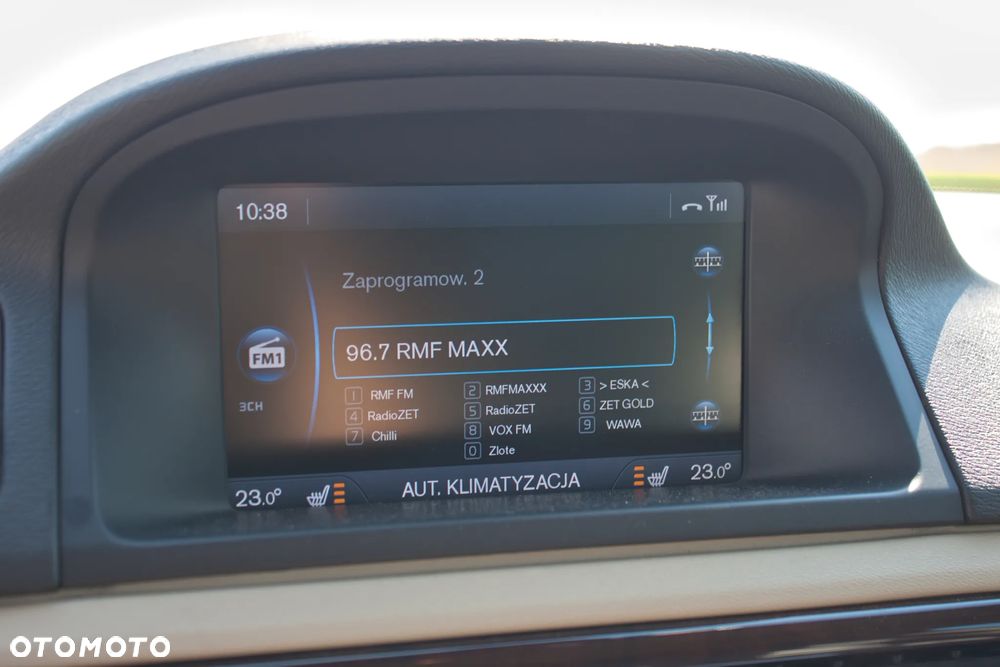 Volvo XC 70 3.2 AWD Summum - 37