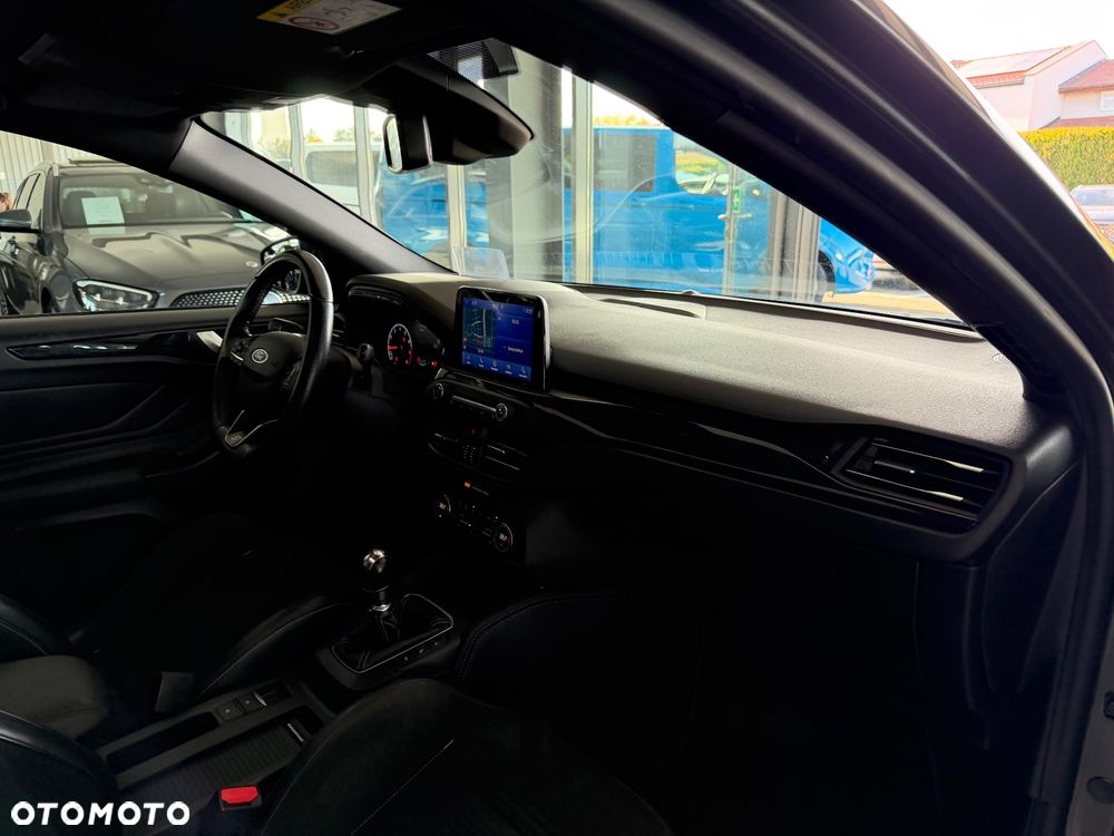 Ford Focus 2.3 EcoBoost ST X Edition - 39