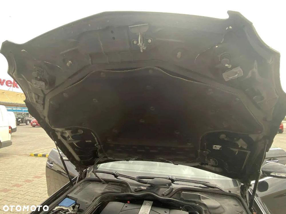 Mercedes-Benz CLS 500 - 32