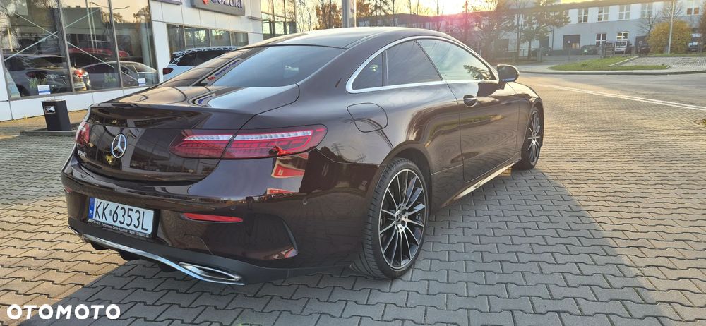 Mercedes-Benz Klasa E Coupe [C 238] 16 - 7