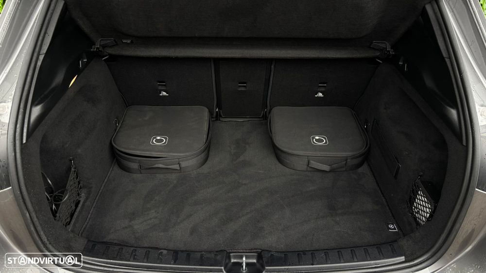 Mercedes-Benz GLA 250 e 8G-DCT AMG Line - 22