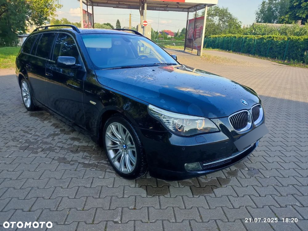 BMW Seria 5 530d Touring - 3