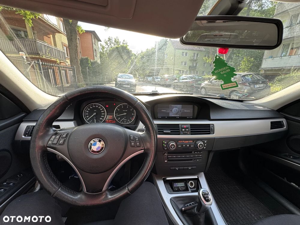 BMW Seria 3 - 17