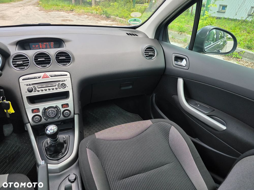 Peugeot 308 1.6 HDi Premium - 25