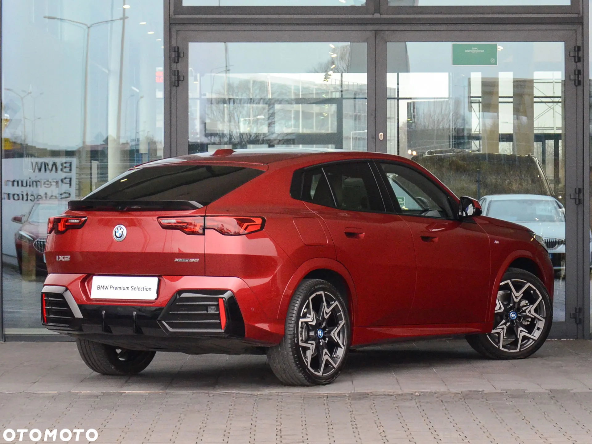 BMW iX2 XDrive30 M Sport - 6