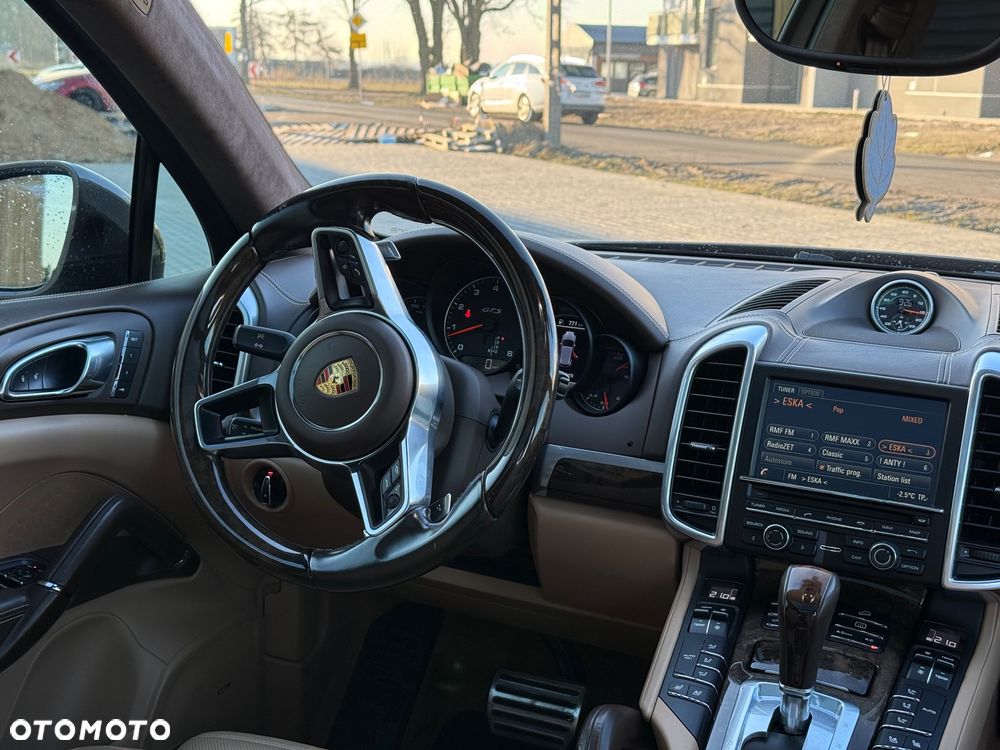 Porsche Cayenne GTS Tiptronic S - 26
