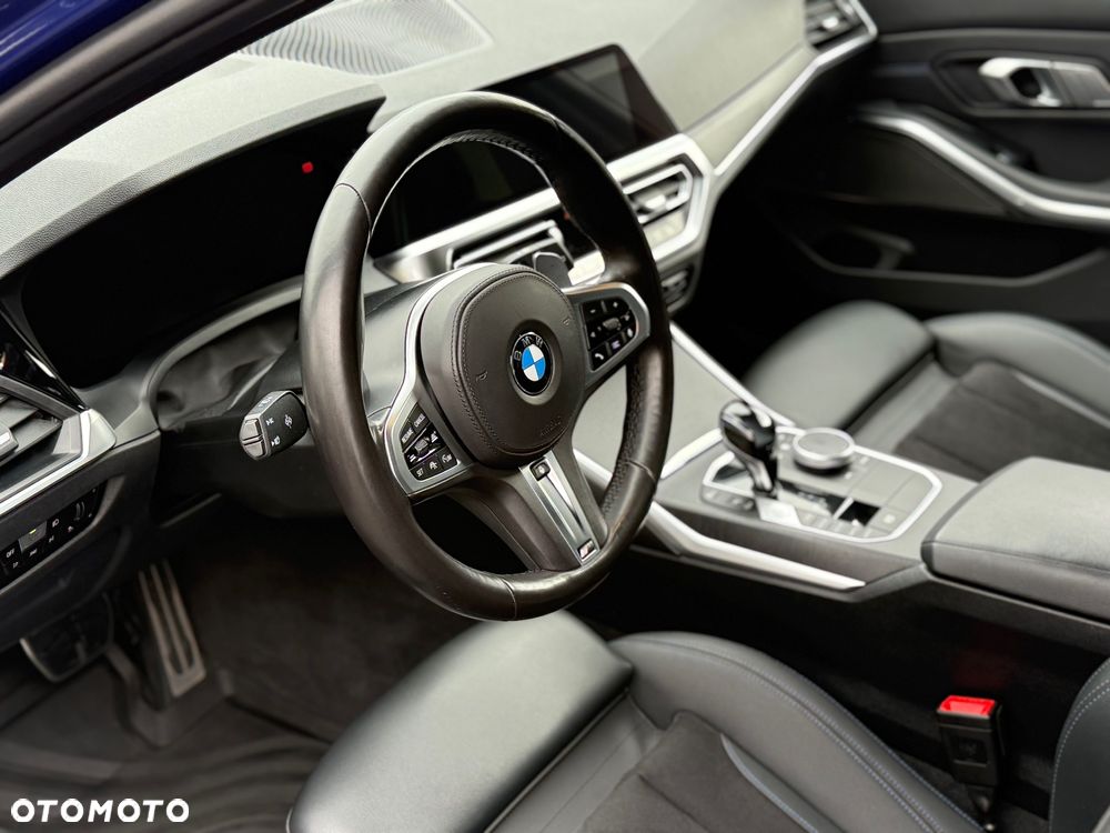 BMW Seria 3 330i xDrive M Sport sport - 11