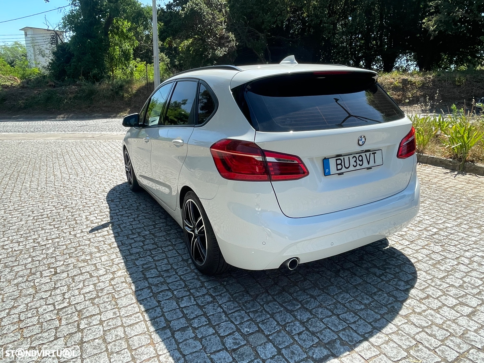 BMW 216 Active Tourer d - 12