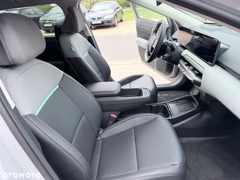 Kia EV4 81.4kWh Business Line - 9
