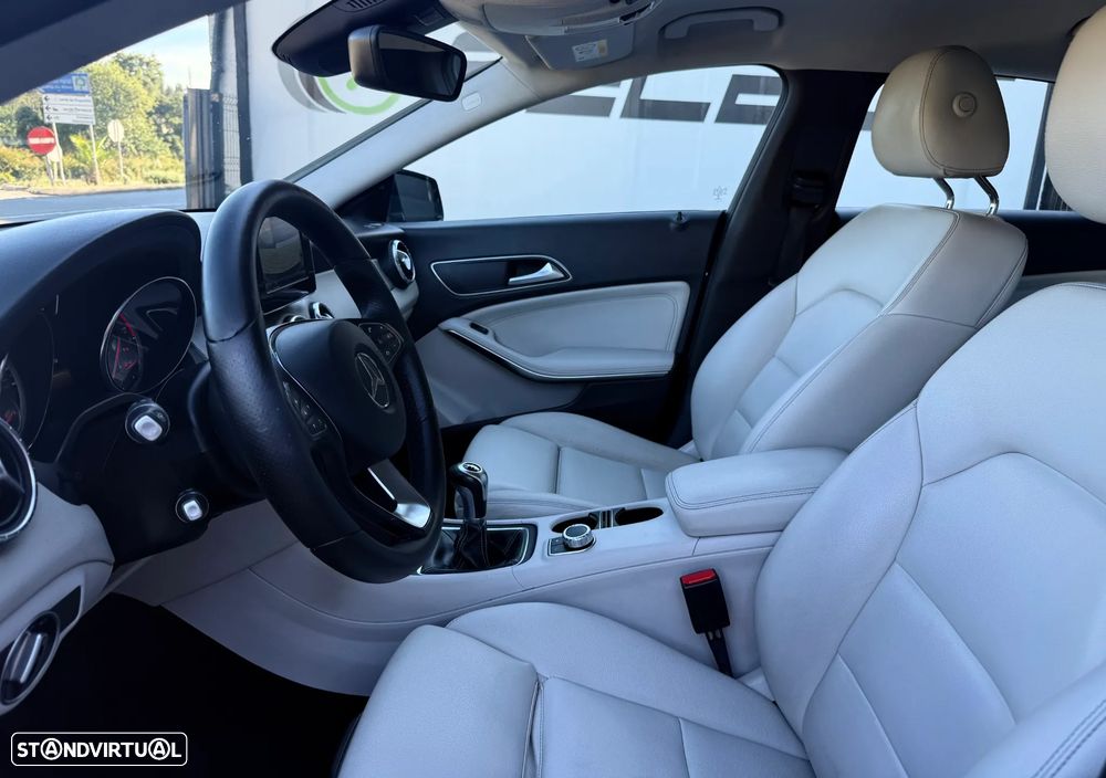 Mercedes-Benz CLA 180 d Shooting Brake Urban - 28
