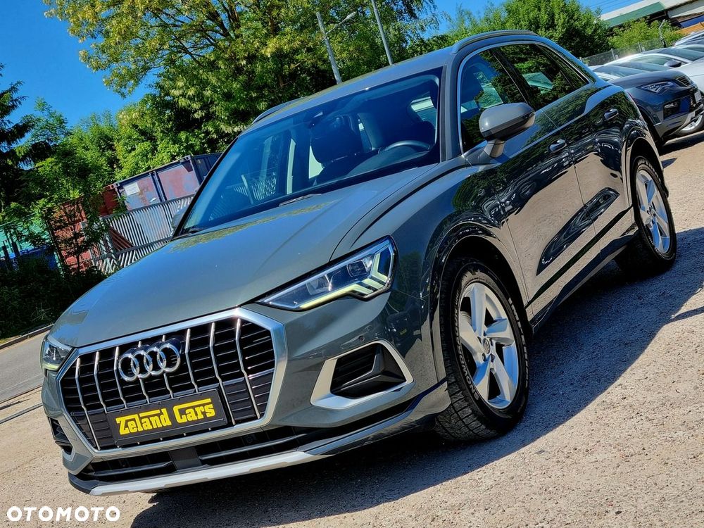 Audi Q3 35 TFSI S tronic - 1