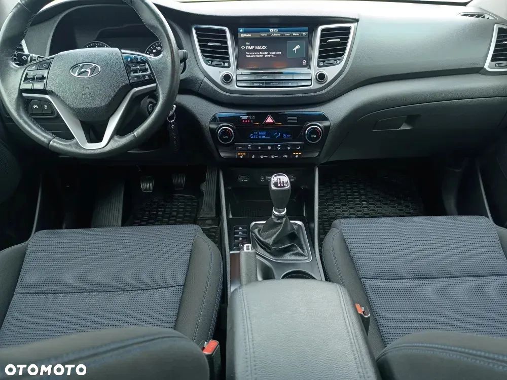 Hyundai Tucson 1.6 GDI BlueDrive Style 2WD - 8