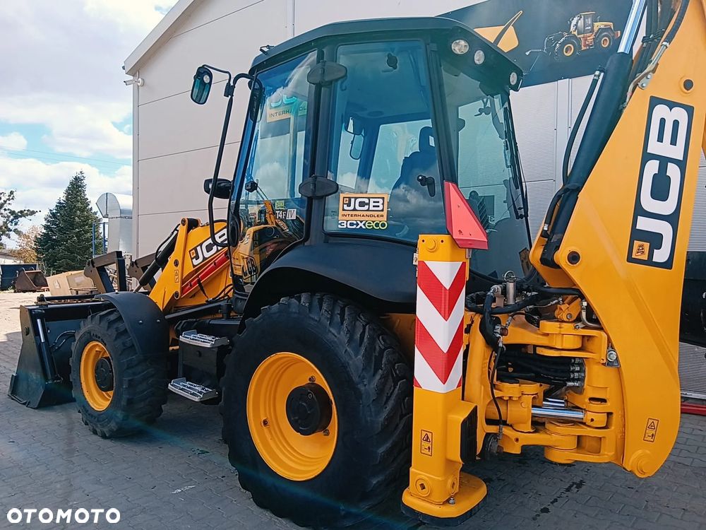 JCB 3CX - 11