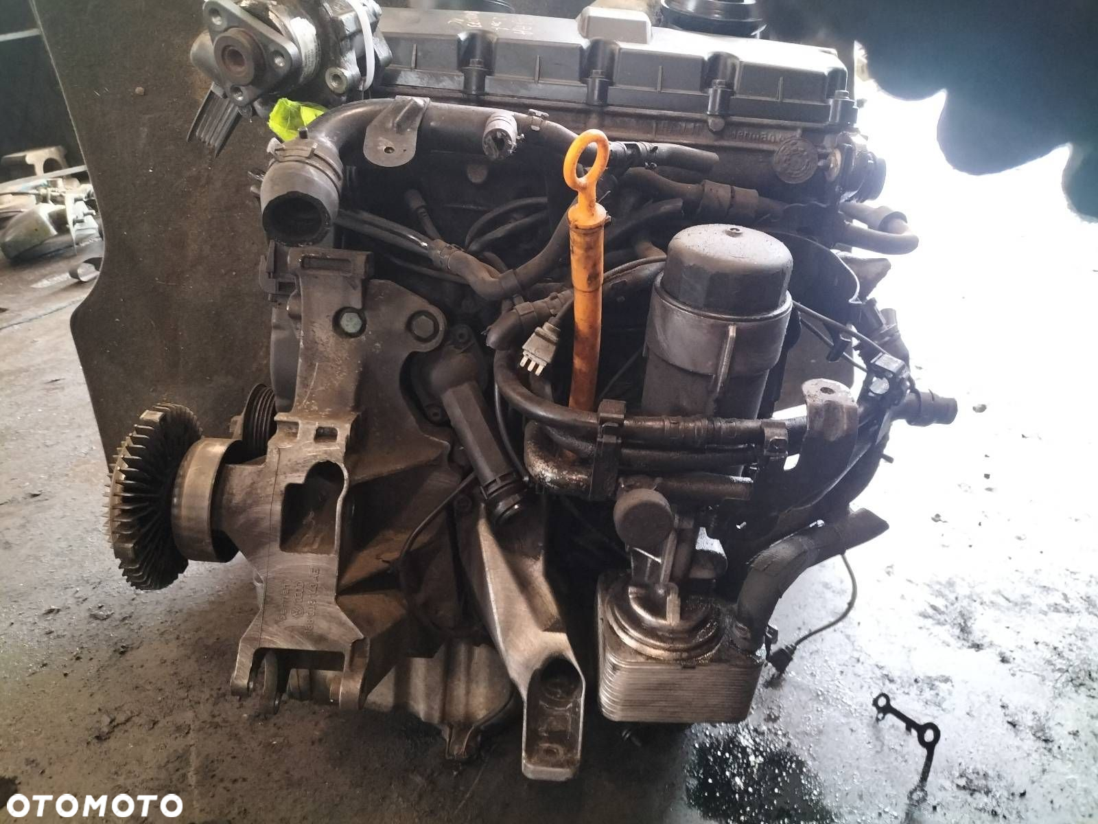SILNIK DIESEL + POMPOWTRYSKI TURBO PASSAT B5 1.9 TDI AWX 038130073AA - 4