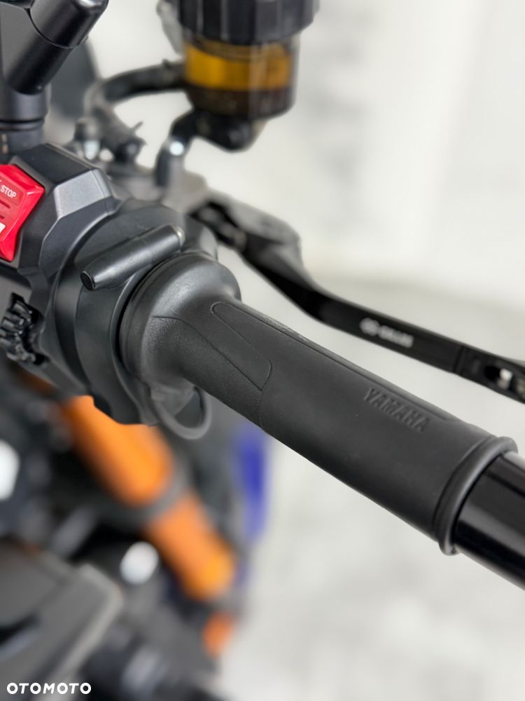 Yamaha MT - 27