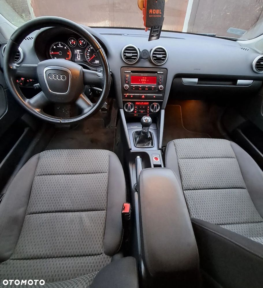 Audi A3 Sportback 2.0 TDI DPF Ambiente - 13