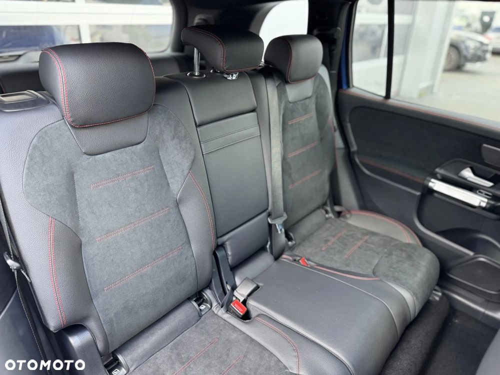 Mercedes-Benz GLB 220 4Matic 8G-DCT AMG Line Advanced Plus - 13