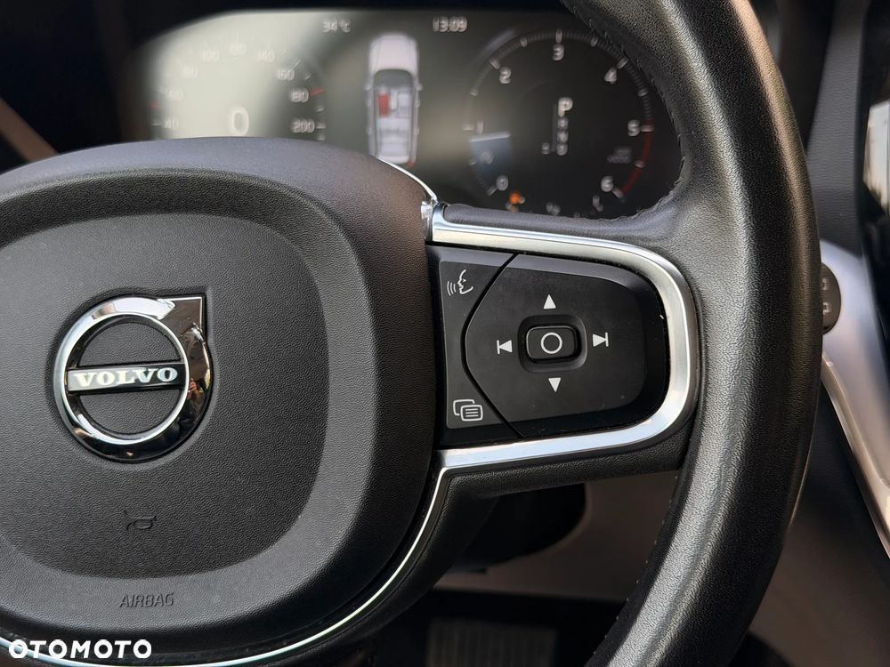 Volvo V60 D3 SCR AWD - 21