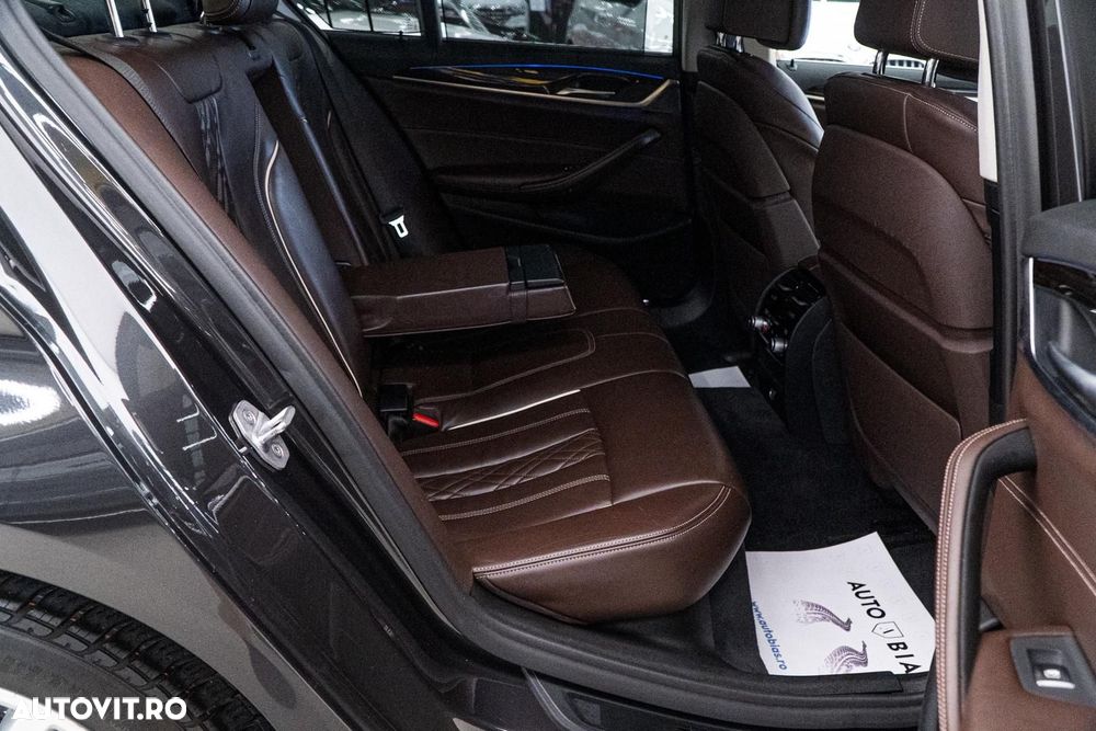 BMW Seria 5 530e iPerformance Aut. Luxury Line - 9